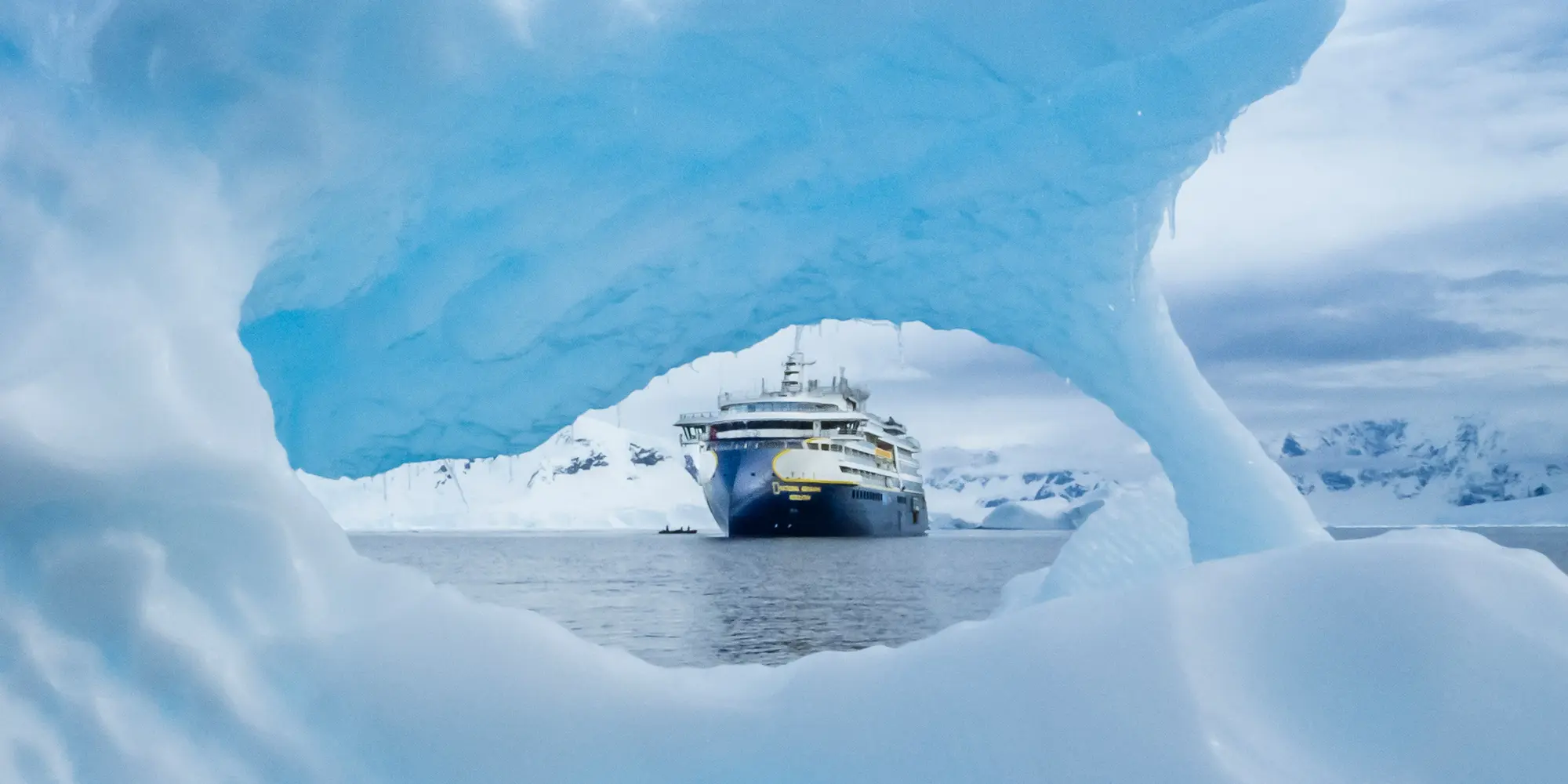 探索南極的終極旅程：在預訂之前您需要知道的一切
